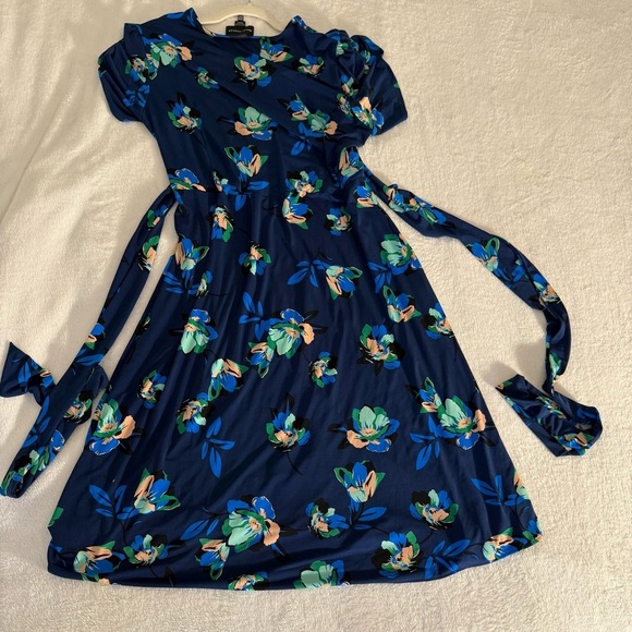 Donna Morgan Women's Plus Size Stretch Floral Cottage Spring Faux Wrap Dress 18W - Picture 5 of 16